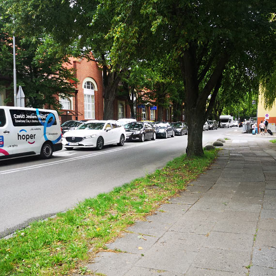 Mieszkaniec: 4 sekundy i kilkadziesiąt samochodów oczekujących!