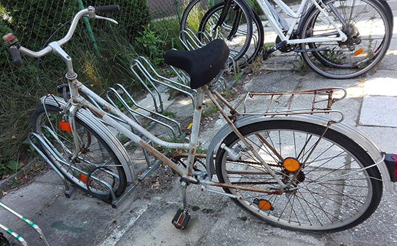 Świnoujście pełne porzuconych rowerów – czas na działanie?