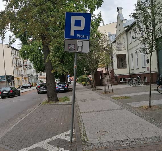 Mail od Mieszkańca: Krzywe znaki drogowe w Świnoujściu