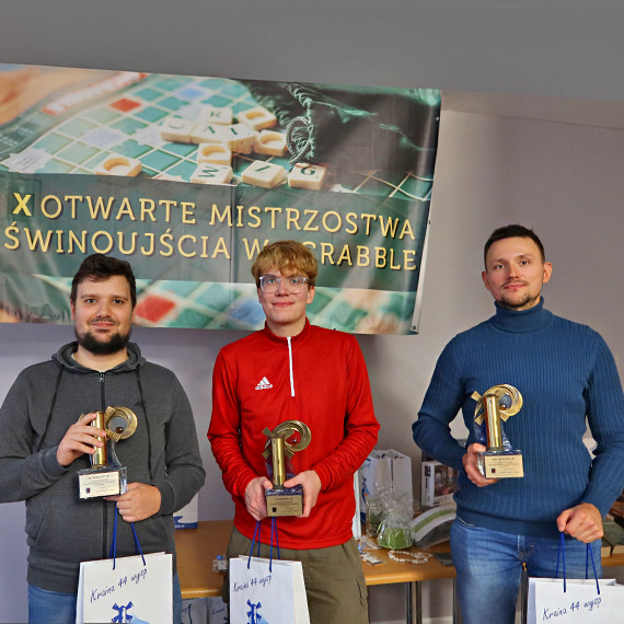 Puchar Mistrzostw Świnoujścia w scrabble 2024 jedzie do Warszawy