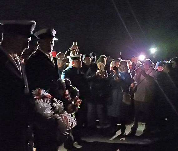 Morskie Zaduszki rozświetliły brzeg świnoujskiej plaży