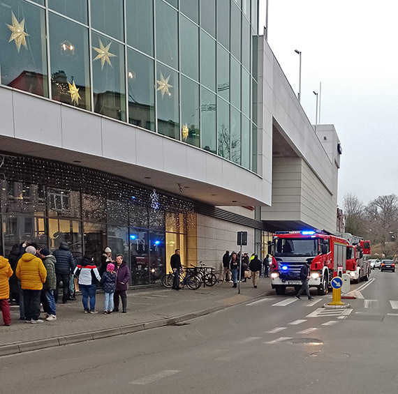 Popcorn narozrabiał w Corso! Alarm pożarowy i akcja strażaków
