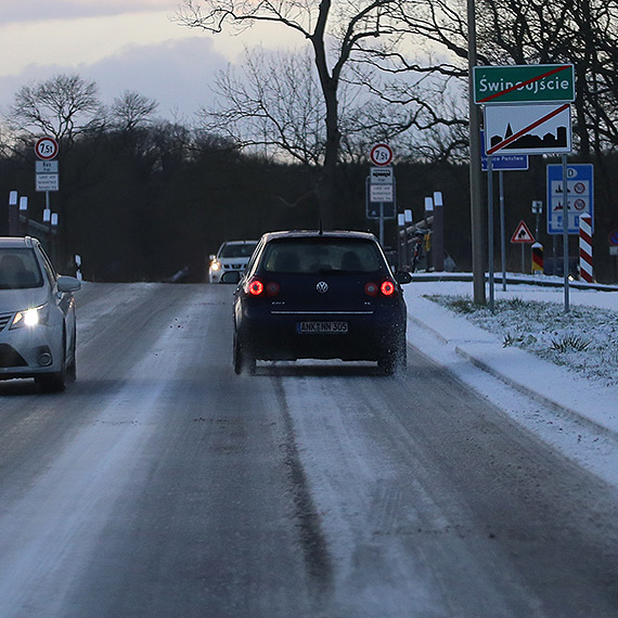 Meteorolodzy ostrzegaj: gooled i oblodzenie w trzech wojewdztwach