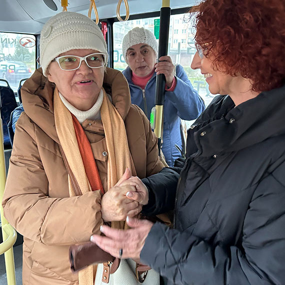 „Wygodny, zwinny i krótki”. Rozpoczęły się testy elektrycznego autobusu