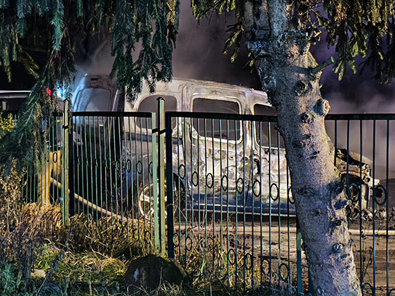 Poar Mercedesa na dziakach w winoujciu. Zobacz film!