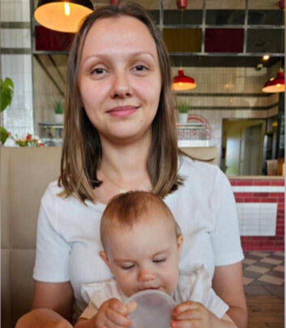 Udar mózgu zamknął moją żonę w ciele... Pomóż, by mogła kiedyś wziąć na ręce swoje dziecko