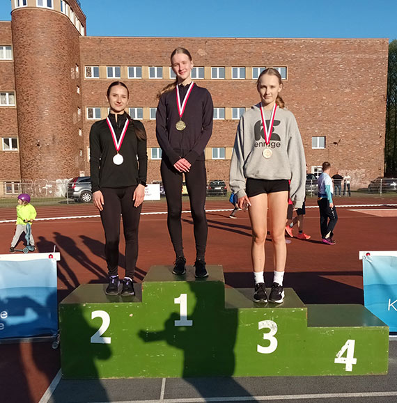Triumfy zawodników Klubu OSiR „Wyspiarz” na Mistrzostwach Województwa w Lekkoatletyce