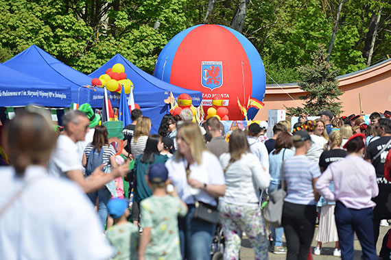 Piknik Europejski w Świnoujściu – uczniowie, nauczyciele i rodzice stworzyli wyjątkowe święto integracji i radości