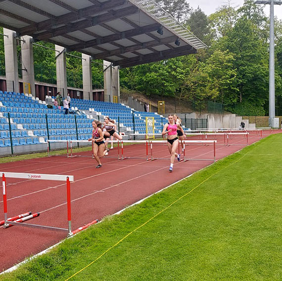 Mistrzowie, młode talenty i niezapomniane chwile na VII Lekkoatletycznym Mityngu „Wyspiarza”