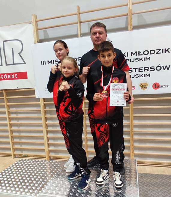 Brzowe medale dla modych taekwondzistw ze winoujcia!