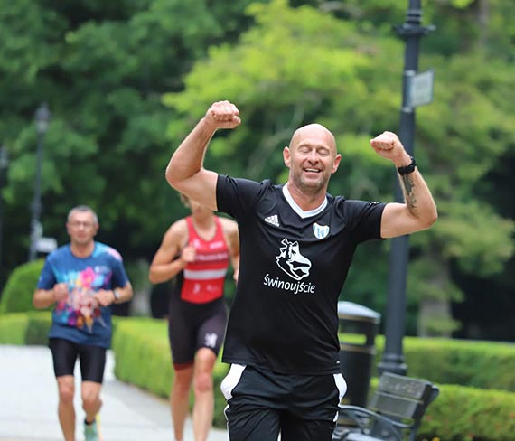 Pierwszy dzie wakacji aktywnie - 405. parkrun winoujcie