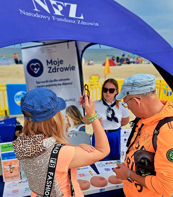 Mobilne stanowisko Zachodniopomorskiego Oddziału NFZ było na plaży w Świnoujściu