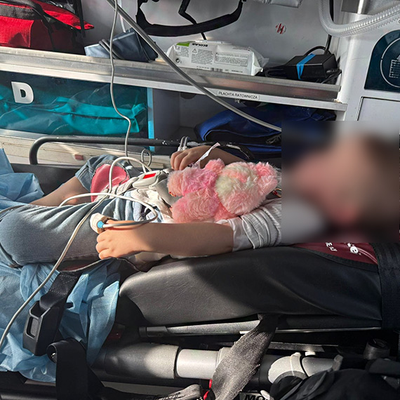  Rowerzysta wjecha w dziecko na deptaku. 2-latek trafi do szpitala