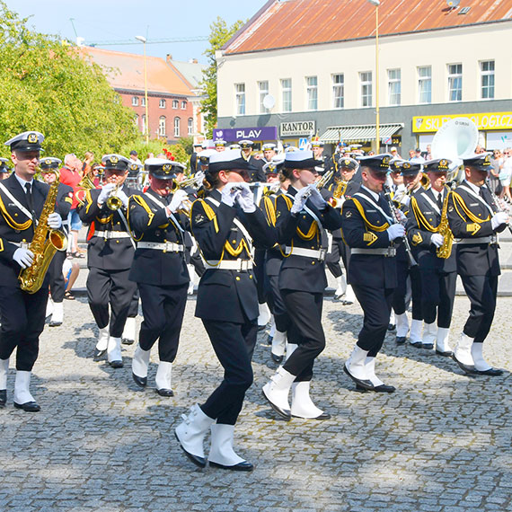 winoujcie uczcio wito Wojska Polskiego
