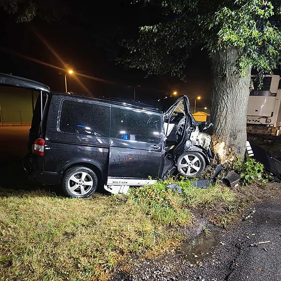 Tragiczny wypadek w Golczewie. Kierowca busa zginął na miejscu
