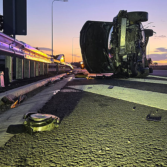 Audi dachowało na S3. Kierowca pod wpływem alkoholu trafił do aresztu