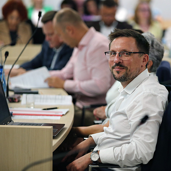 Radny Jan Borowski proponuje …. nocn prohibicj w winoujciu. Czy jest potrzebna?  