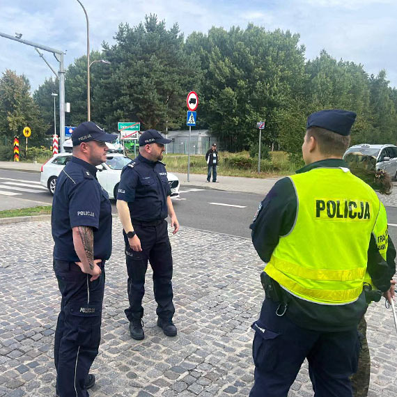 winoujcie: wizytacja I Zastpcy Komendanta Miejskiego Policji na przejciach granicznych