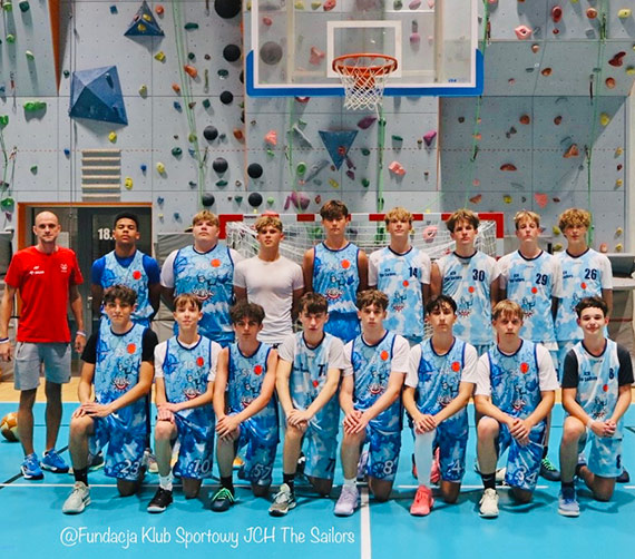 Koszykarskie wito w Uznam Arenie - The Sailors rozpoczli nowy sezon