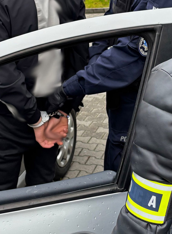 Kierowca bez uprawnień i pod wpływem amfetaminy