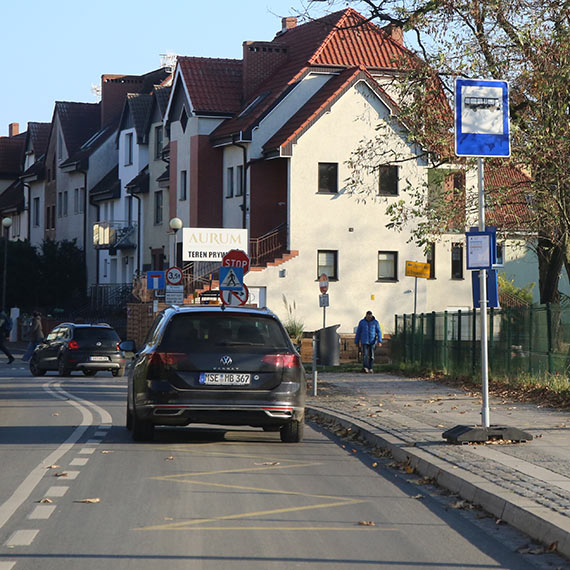 Przystanki na żądanie. Jak z nich korzystać?