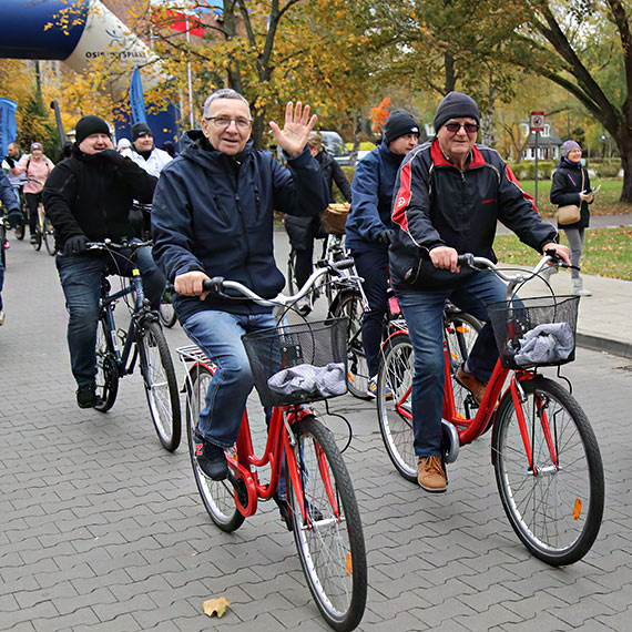 Rowerem po winoujciu” - 24. przejazd Masy Krytycznej. Zobacz film!