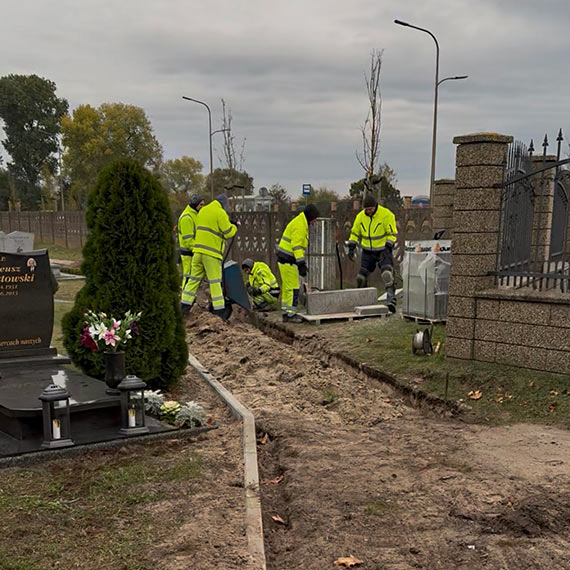 Cmentarz przygotowywany jest na Wszystkich Świętych