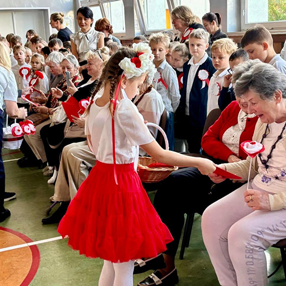 �wi�to Niepodleg�o�ci w SP4