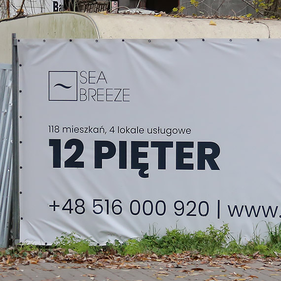 12 pięter na banerze, 14 w rzeczywistości? Mieszkańcy liczą i pytają, co tu się właściwie buduje