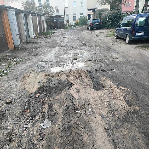 Dwadziecia lat czekania. Mieszkaniec baga o napraw drogi do garay przy ulicy Paderewskiego