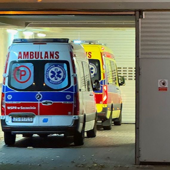 Dramat przy ulicy Matejki. 16-latek zatruty tlenkiem wgla podczas kpieli. W stanie krytycznym trafi do Szczecina