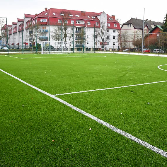 Orlik z nową nawierzchnią już oddany do użytku