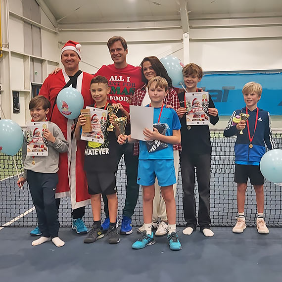 Miko�ajkowy Turniej Tenisa Ziemnego