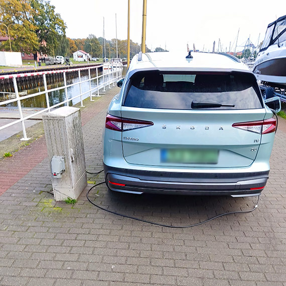 Tani prąd w Porcie Jachtowym? Czytelnicy pokazują, Ośrodek Sportu tłumaczy zasady