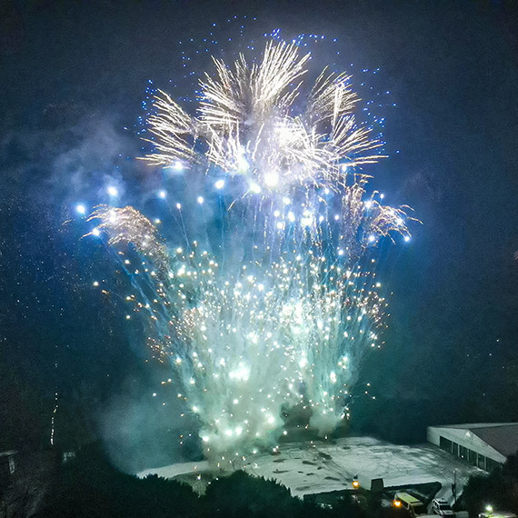 Sylwestrowa zabawa w �winouj�ciu po��czy�a pokolenia