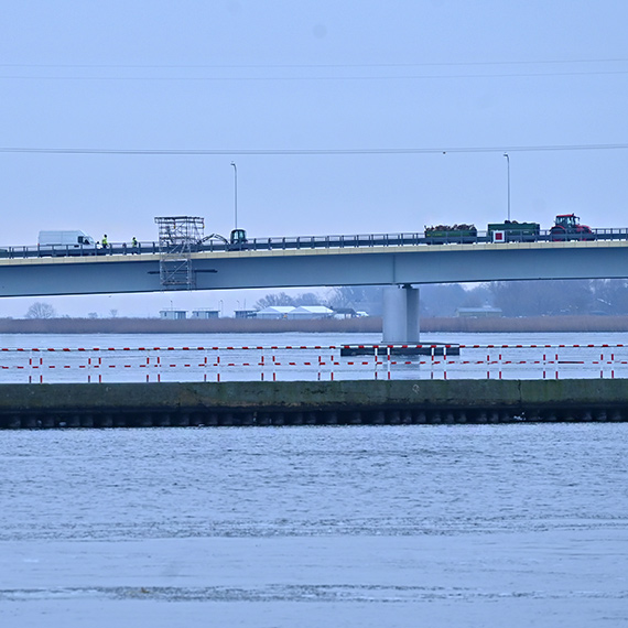 Rusztowania i prace na Mo�cie Piastowskim. Zadali�my pytanie do Urz�du Miasta, co tam si� dzieje