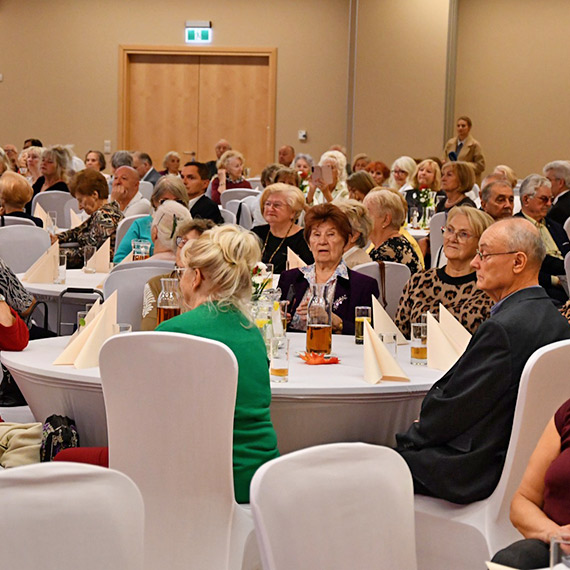 Seniorzy dla senior�w. Ko�czy si� nab�r kandydat�w do Rady