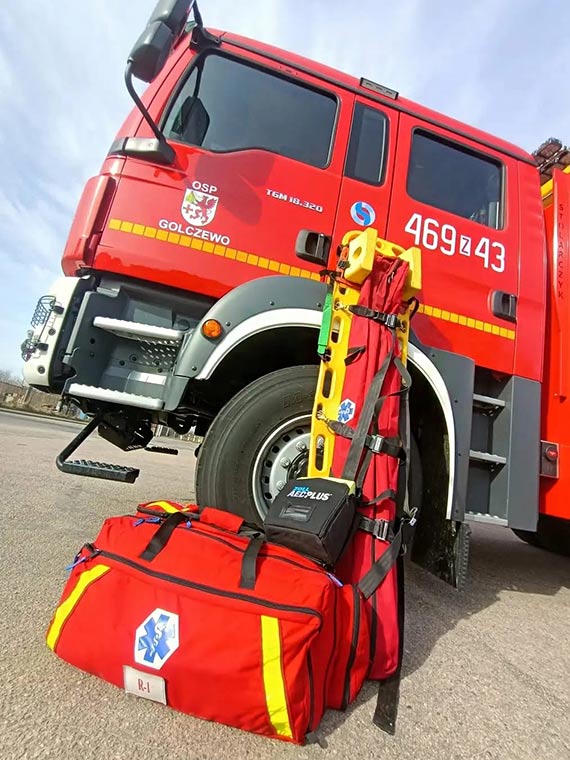 Tragiczna interwencja w Golczewie. Mimo reanimacji życia mężczyzny nie udało się uratować