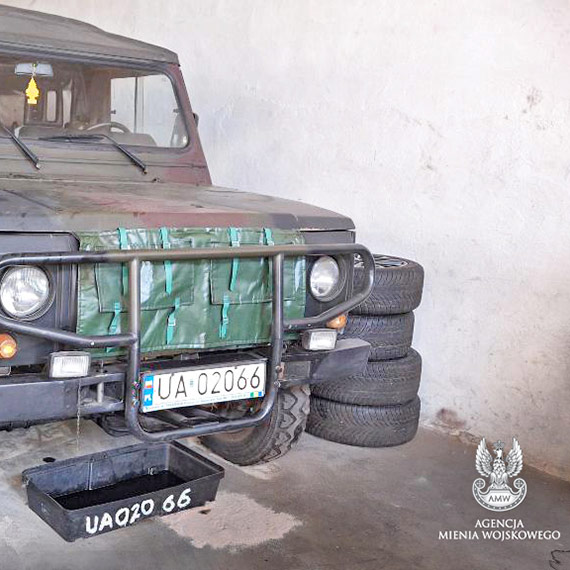 �odzie, ci�ar�wki Star, autobusy i g�o�niki do kupienia na przetargu  w szczeci�skim oddziale AMW