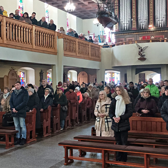 Sanktuarium Chrystusa Króla w Świnoujściu zakończyło obchody rocznicy swojego ustanowienia [4]