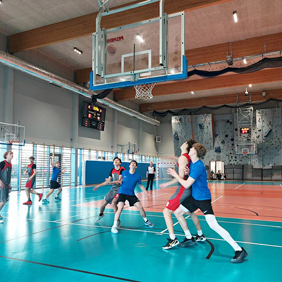 Pi�ka koszykowa ch�opc�w w ramach Licealiady 2025/2026