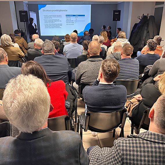 Zabierz g�os w sprawie naszej przysz�o�ci. Kolejne konsultacje w maju, ankieta nawet dzi�