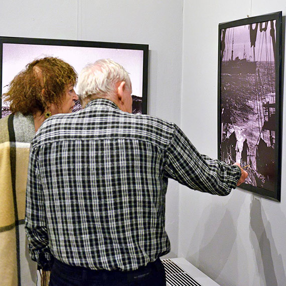 PPDiUR „Odra”-archiwalne fotografie, proza życia rybaków i… natchniona poezja. Galeria „Art” podjęła próbę zmieszania żywiołów, nazbyt chyba odważnie!