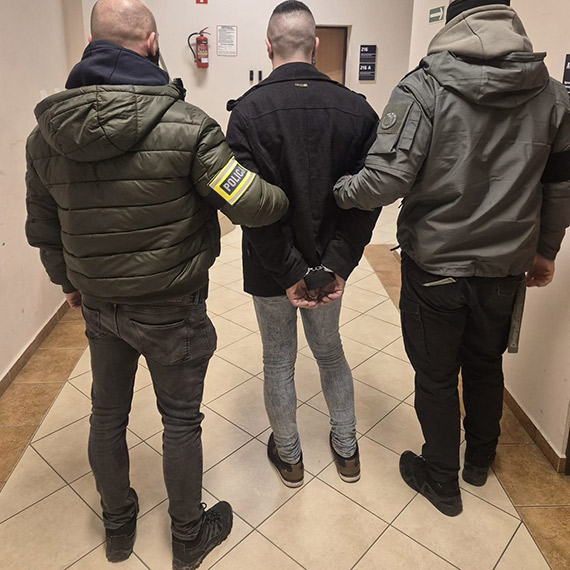 Nietrzeźwy i pod wpływem narkotyków - o krok od tragedii na przejściu dla pieszych!