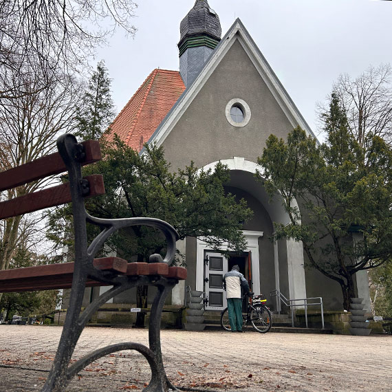 Najpierw projekt, po nim budowa podjazdu do kaplicy