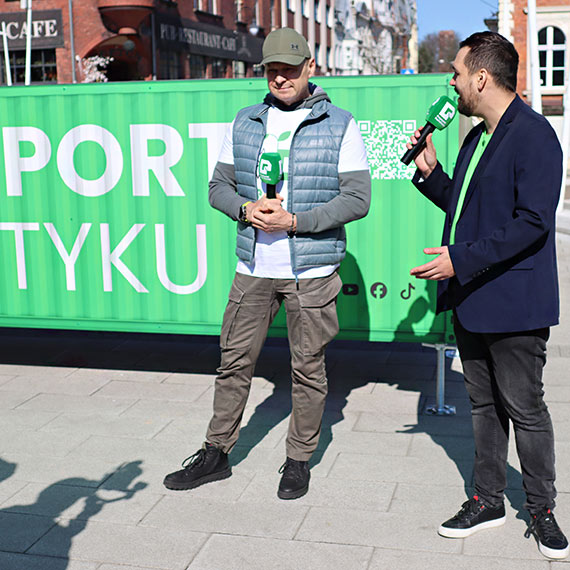 Zielony przylądek w Świnoujściu. Port Szczecin-Świnoujście przywitał wiosnę rozdając mieszkańcom sadzonki