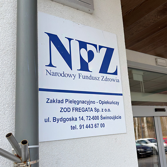 Strza�y za oknami Fregaty. Czy tak wygl�da opieka u kresu �ycia w �winouj�ciu? Zobacz film!