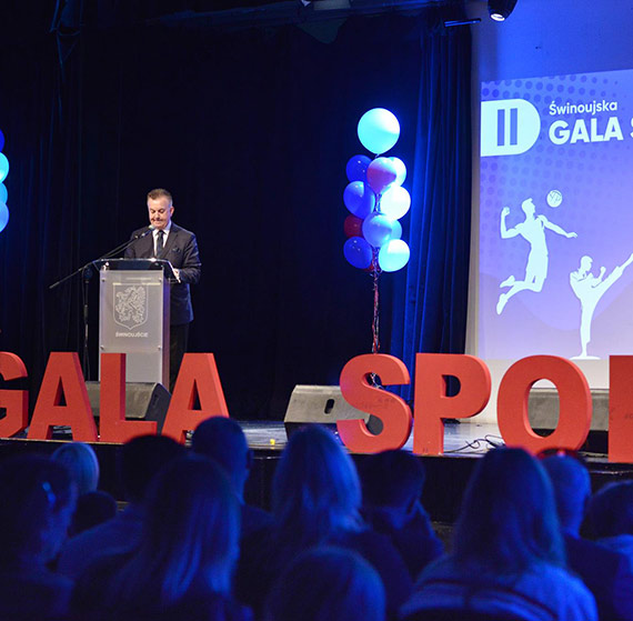 Od pierwszego treningu do wielkich wynik�w. �winouj�cie nagrodzi�o swoich sportowc�w