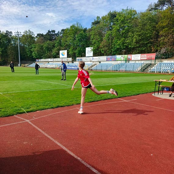 Młodzi sportowcy w akcji – Czwartki Lekkoatletyczne znów zachwyciły [2]