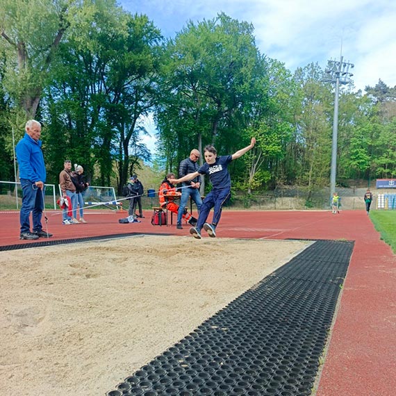 Młodzi sportowcy w akcji – Czwartki Lekkoatletyczne znów zachwyciły [4]